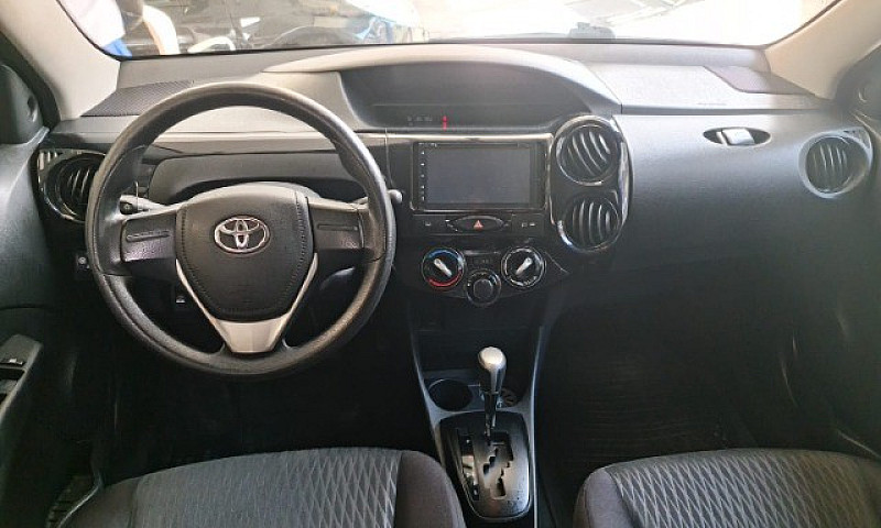 Etios Sedan 2019 1.5...
