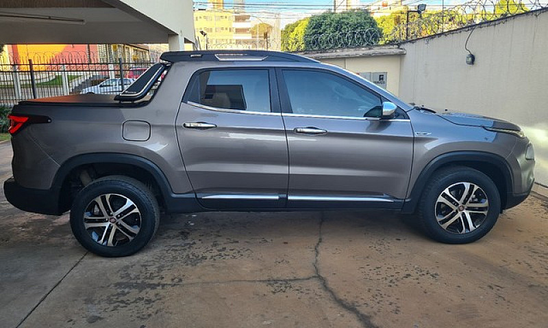 Fiat Toro Freedom 1....