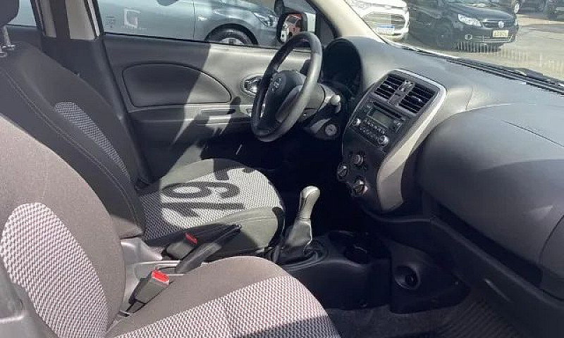Nissan March Sv 1.0 ...