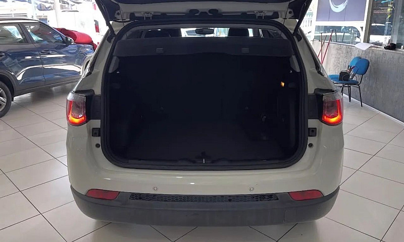 Jeep Compass Longitu...