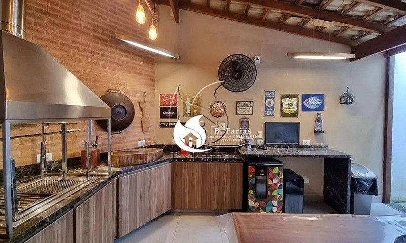 Casa Com 2 Dormitóri...