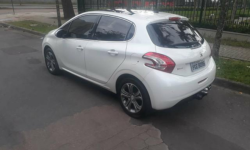 Peugeot 208 Griffe 1...