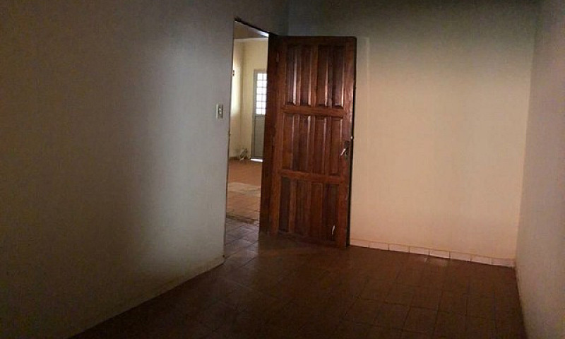 Casa 2 Qtos Qr 512 S...