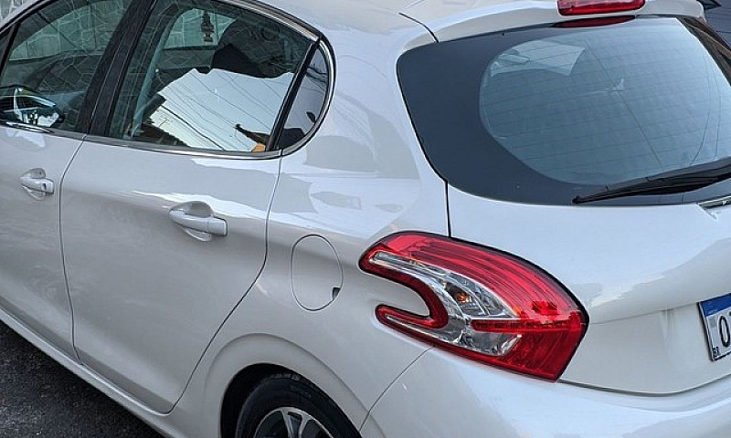 Peugeot 208 Griffe A...