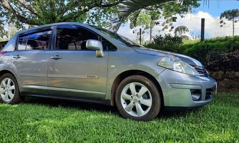 Nissan Tiida 107 Mil...