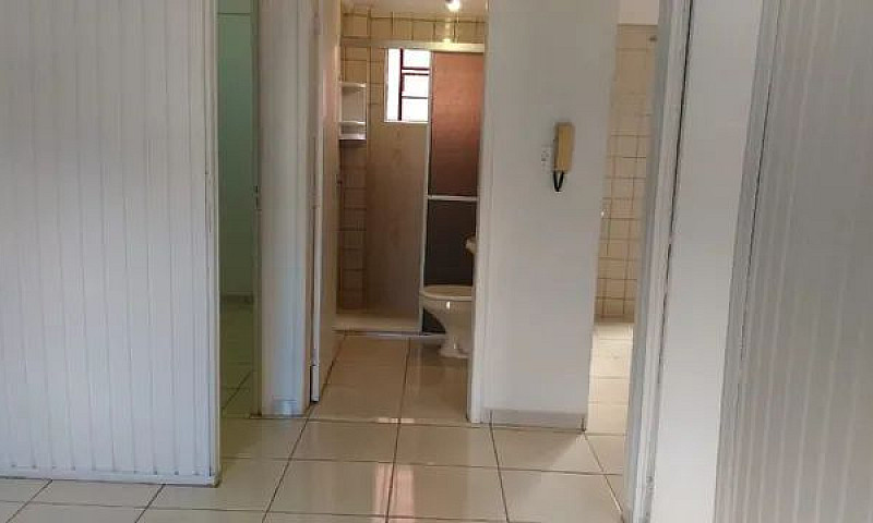 Aluga-Se Apartamento...