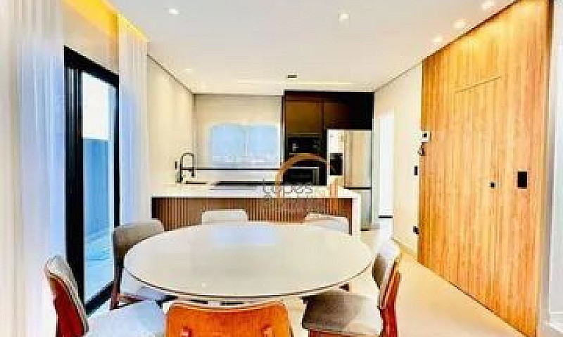 Casa Com 3 Dormitóri...