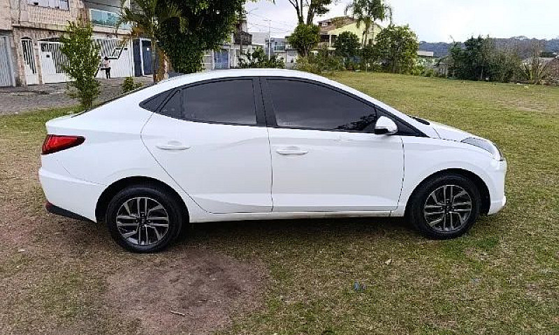 Hyundai Hb20S Evolut...
