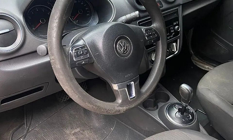 Volkswagen Voyage 1....
