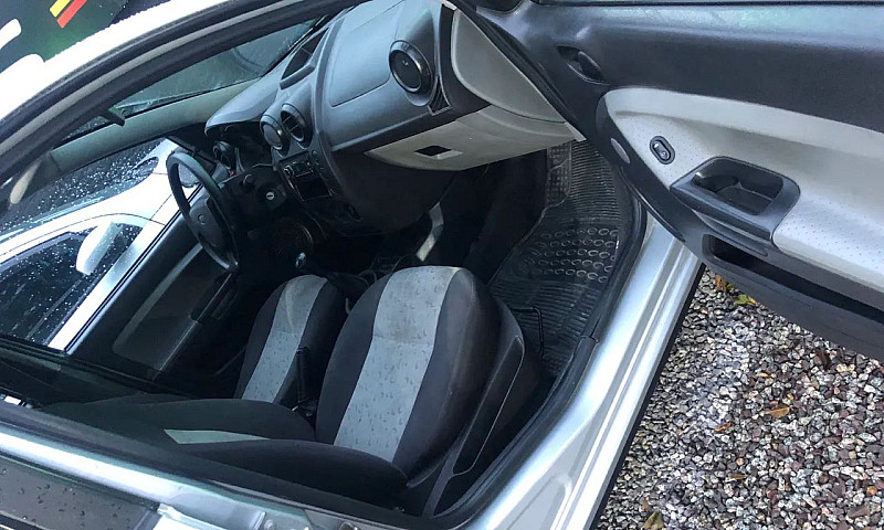 Ford Fiesta 1.0 8V F...