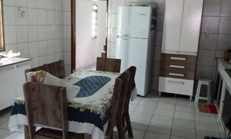 ° Linda Casa Com Gar...