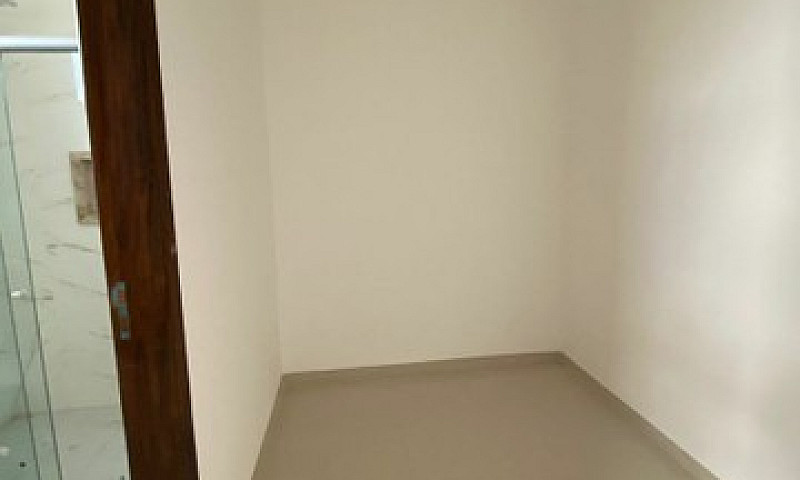 Casa Em Bairro A 5 M...