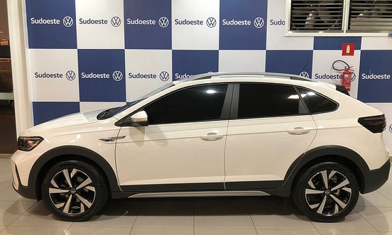 Volkswagen Nivus Hig...