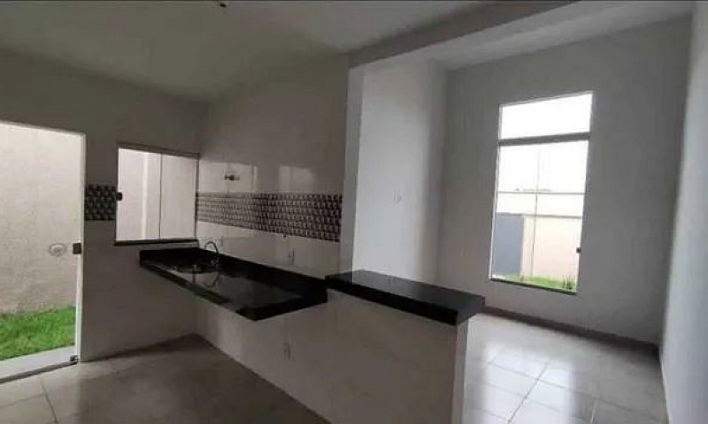 Casa Simples Com Áre...
