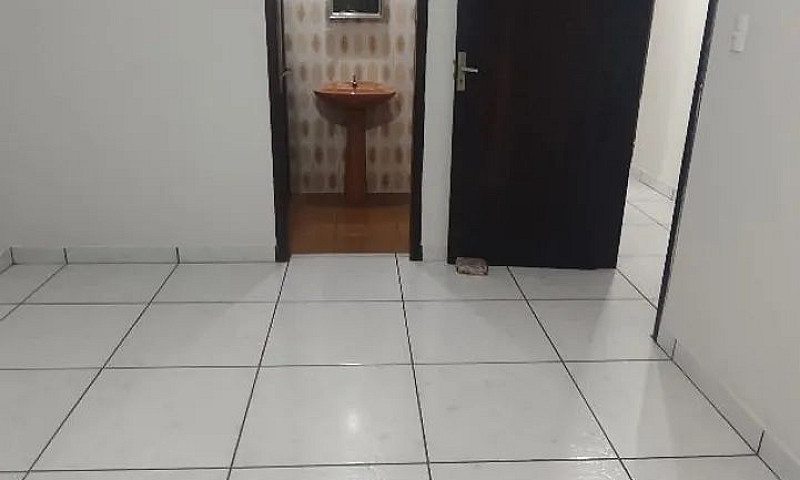 Aluga-Se Apartamento...