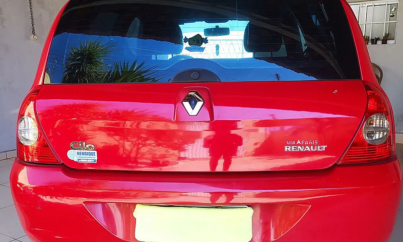 Renault Clio Hi-Flex...