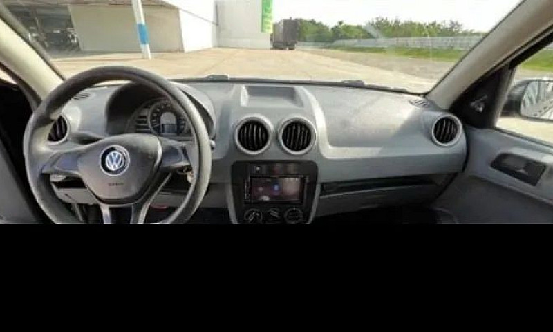 Volkswagen Saveiro 1...