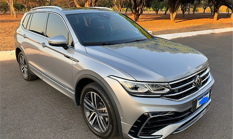 Volkswagen Tiguan Al...
