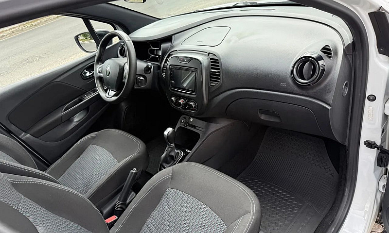 Captur Life 1.6 Auto...