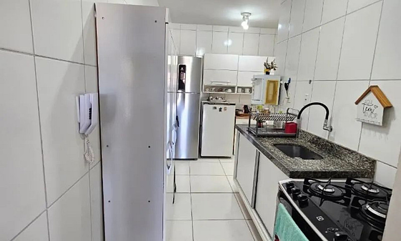Casa Ampla 2/4 Com S...