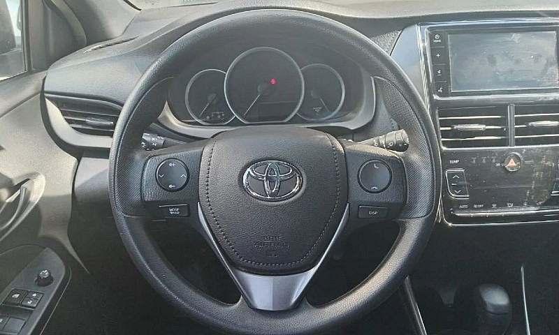 Toyota Yaris Xl 1.5 ...