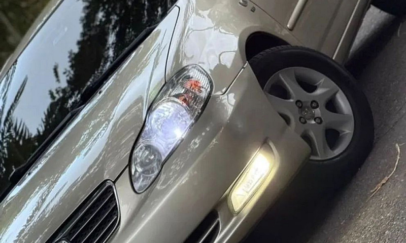 Toyota Corolla Xei 1...