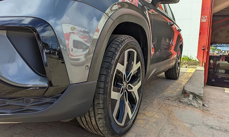 Volkswagen Taos High...