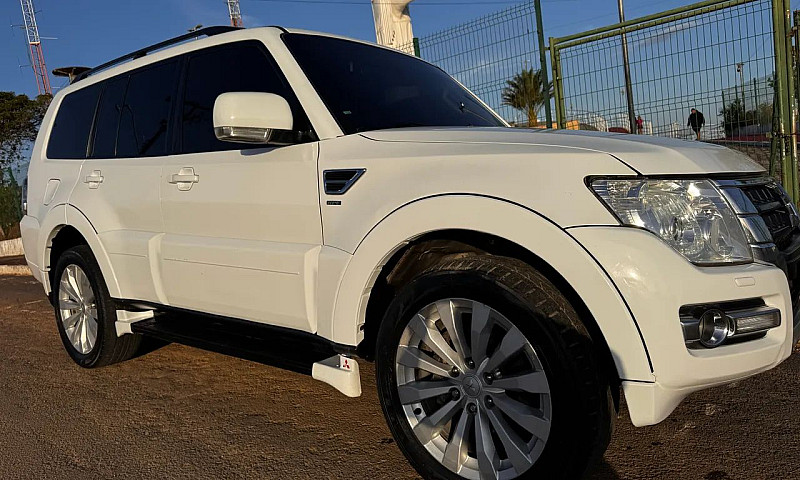 Pajero Full 2019 7Lu...
