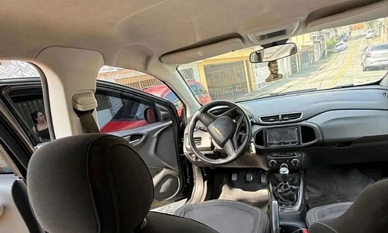 Chevrolet Onix Hatch...