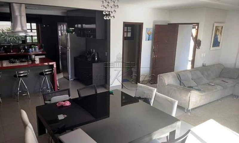 Casa / Condomínio - ...
