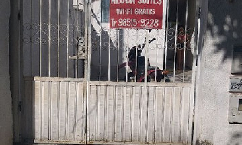 Suíte Setor Universi...