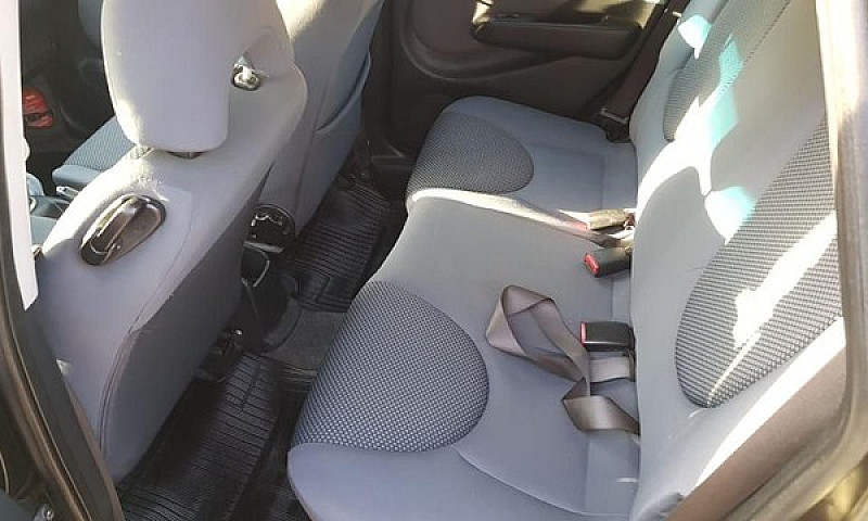 Honda Fit 2008...