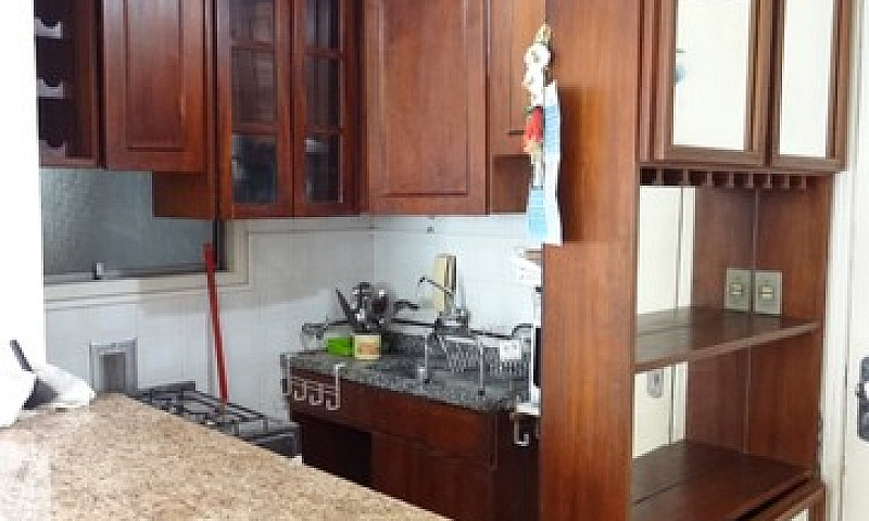 Apartamento Padrão E...