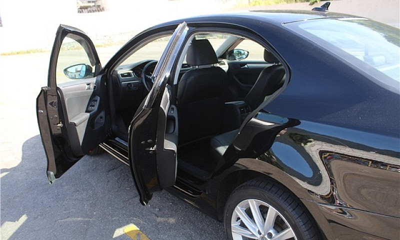 Volkswagen Jetta 201...