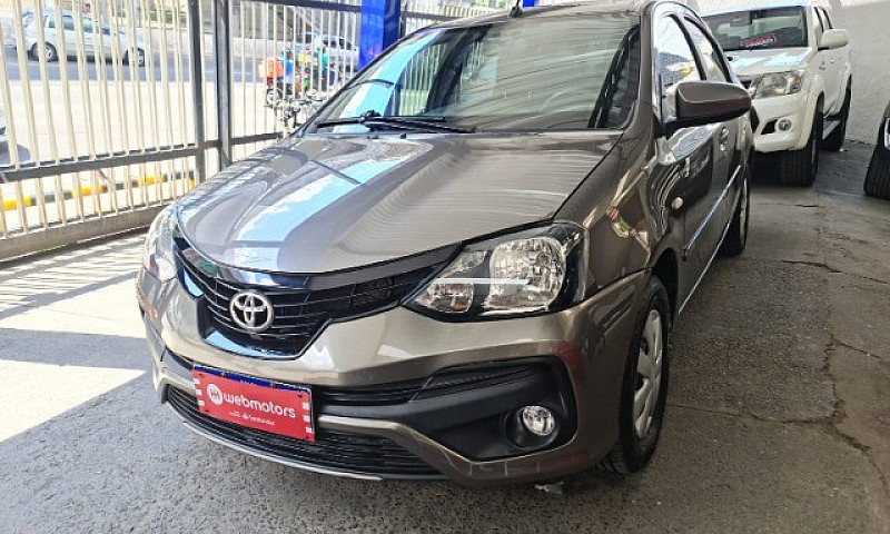 Etios Sedan 2019 1.5...