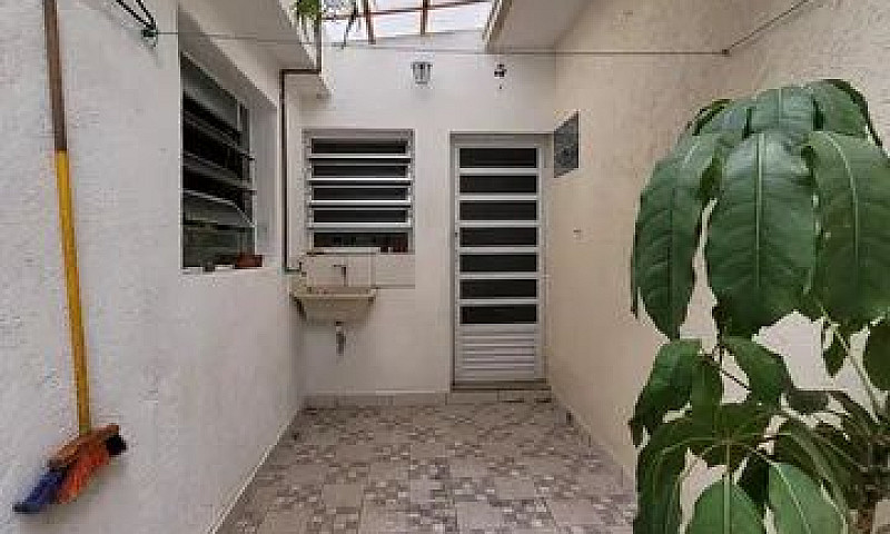 Casa De 3 Cômodos Pa...