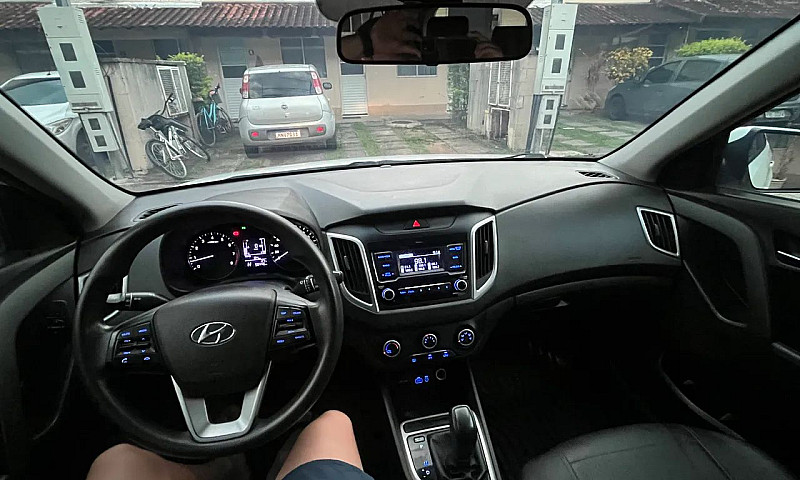 Hyundai Creta Action...