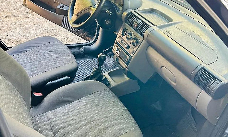 Chevrolet Classic Li...