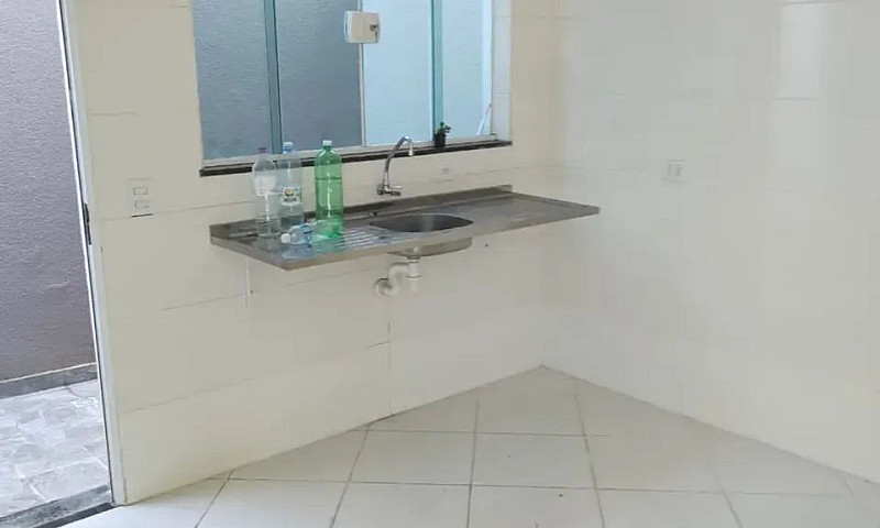 Sobrado Novo Para Lo...