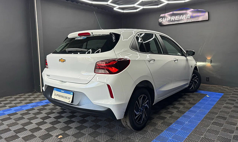 Chevrolet Onix Hatch...