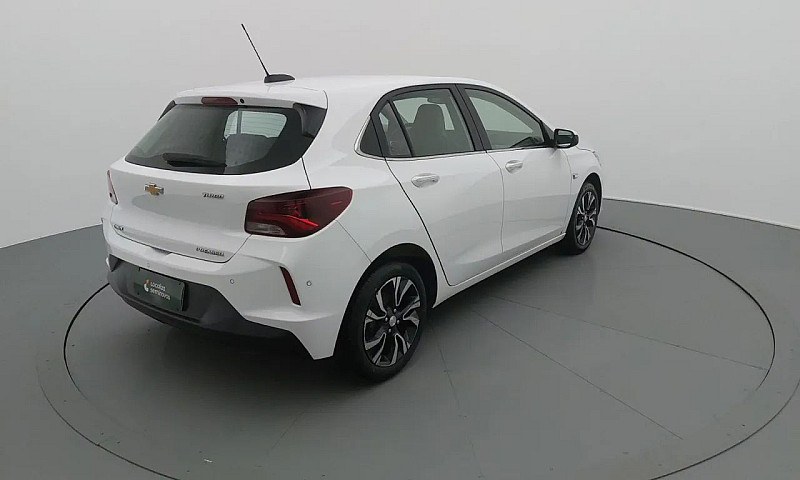 Chevrolet Onix Hatch...