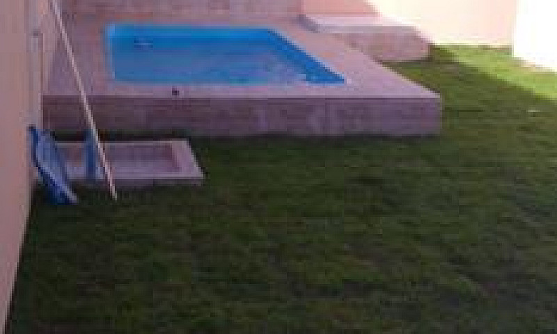Casa Nova !!! 1° Loc...