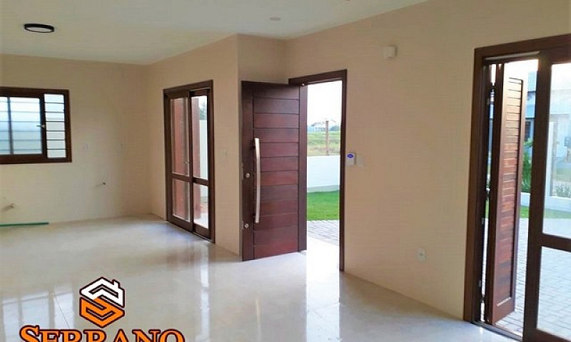 Linda Casa Próxima A...