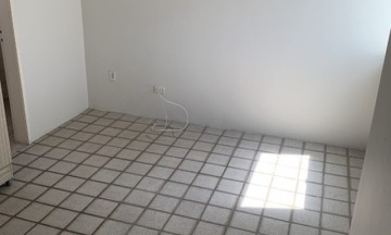 Apt: 3 Qtos Um Sendo...