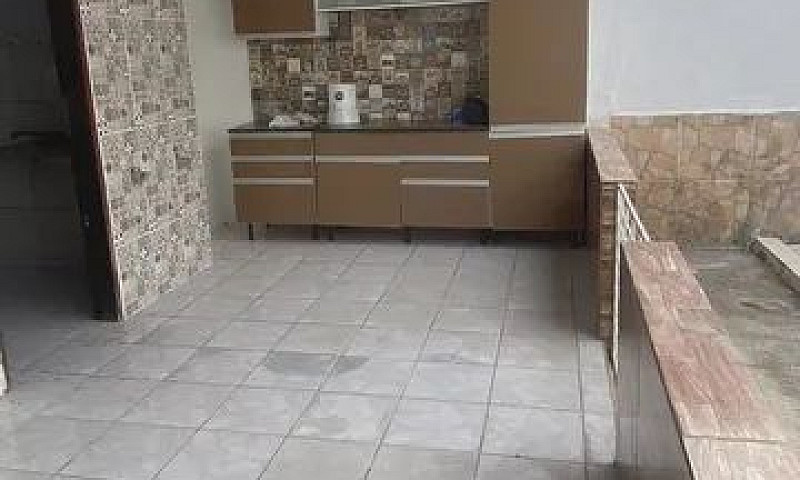 Excelente Casa Com 2...