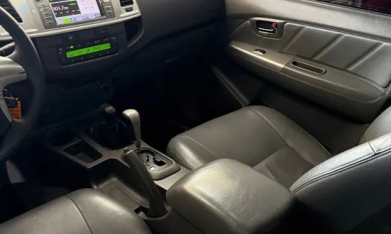 Hilux Srv 2013 - Pla...