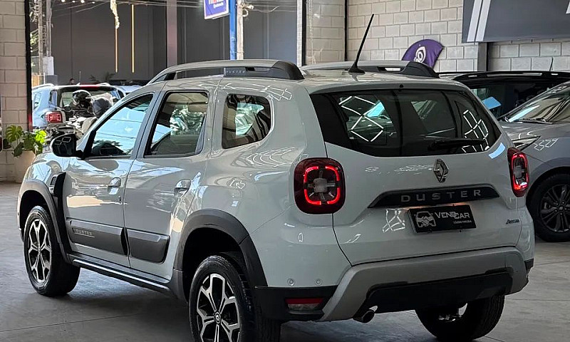 Renault Duster Iconi...