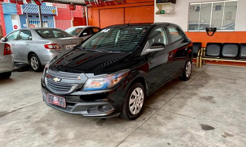 Chevrolet Onix Hatch...