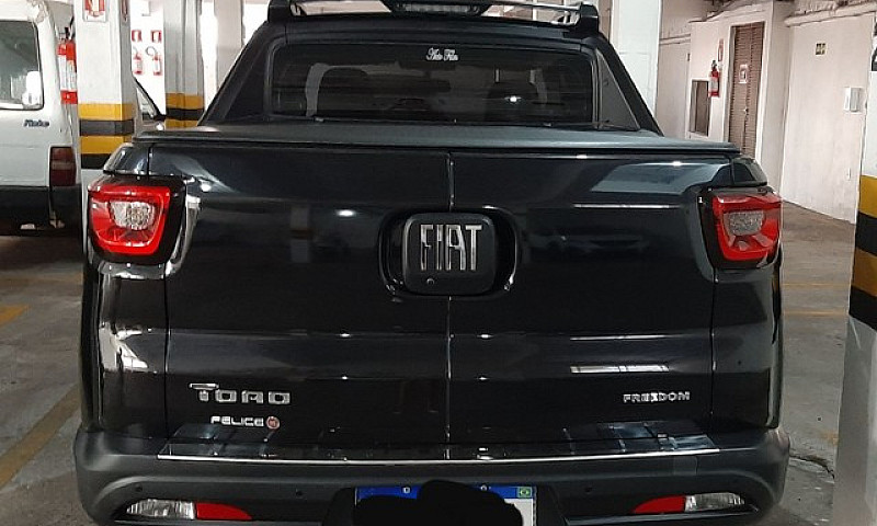 Fiat Toro Freedom...