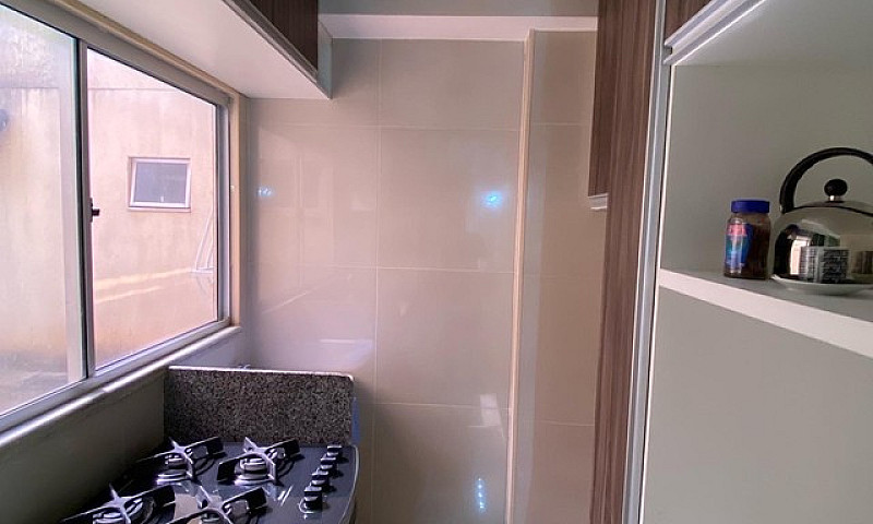 Apartamento Com Móve...